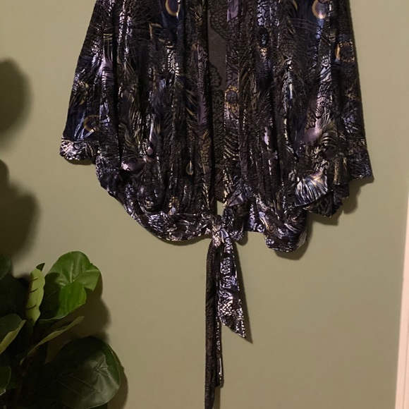 Suede iridescent knot top - Picture 9 of 11